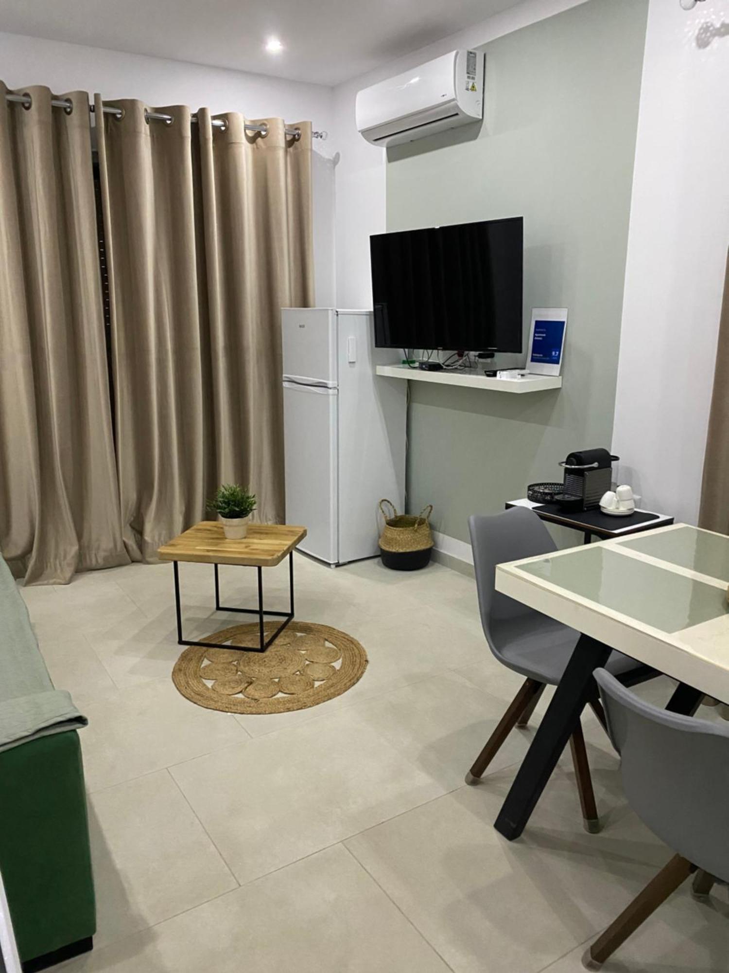 Apartment Artemis Хімара Екстер'єр фото